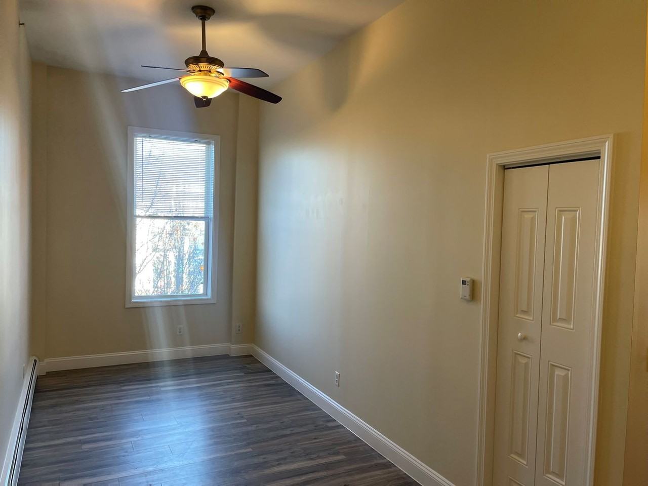 311 Main St - Photo 3 of 13