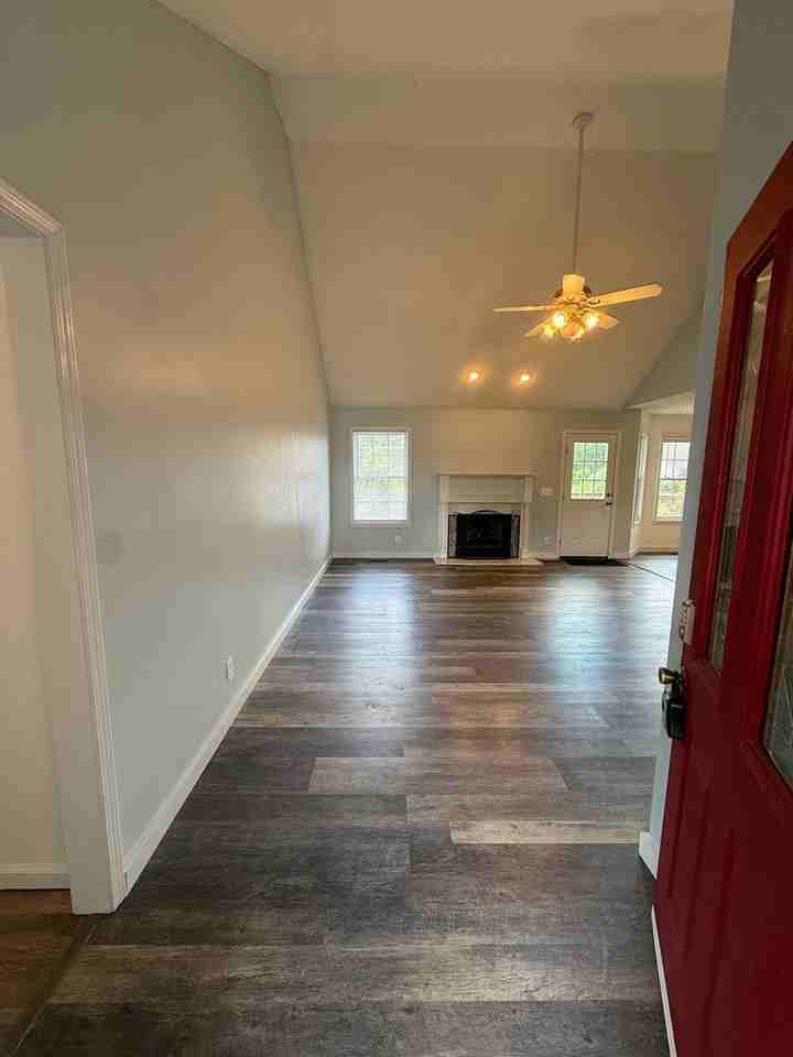 2017 Smith Cir - Photo 3 of 26