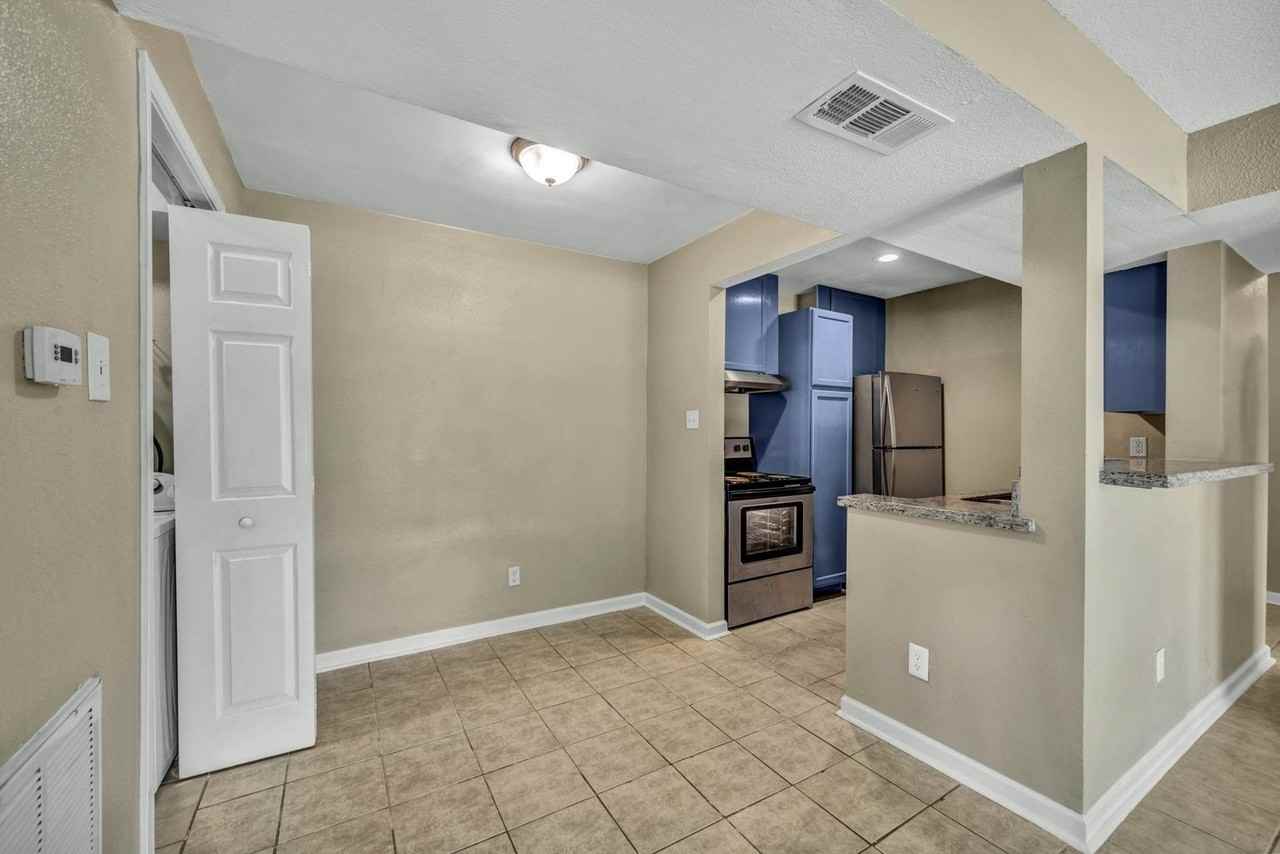 770 Memorial Mews St #A - Photo 5 of 32