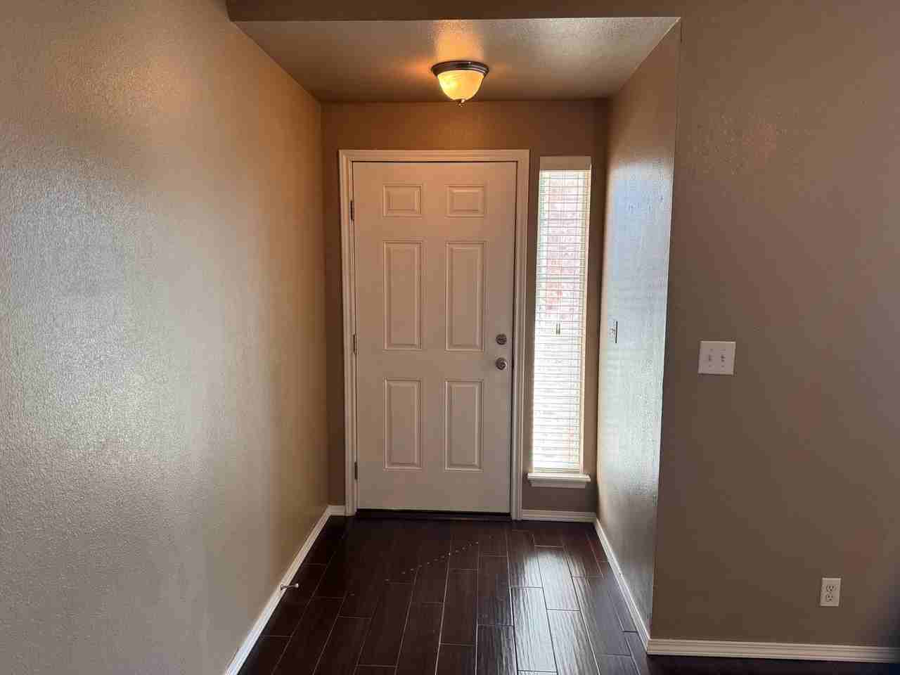 9028 E 99th St - Photo 3 of 21