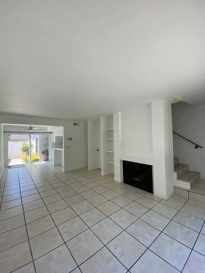 4675 Twintree Dr #5 - Photo 5 of 22