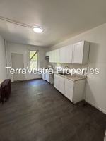 featured image of 433 Viola St