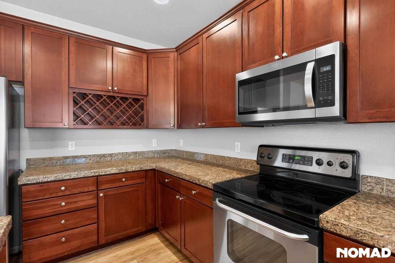11055 Chesmore St - Photo 4 of 31