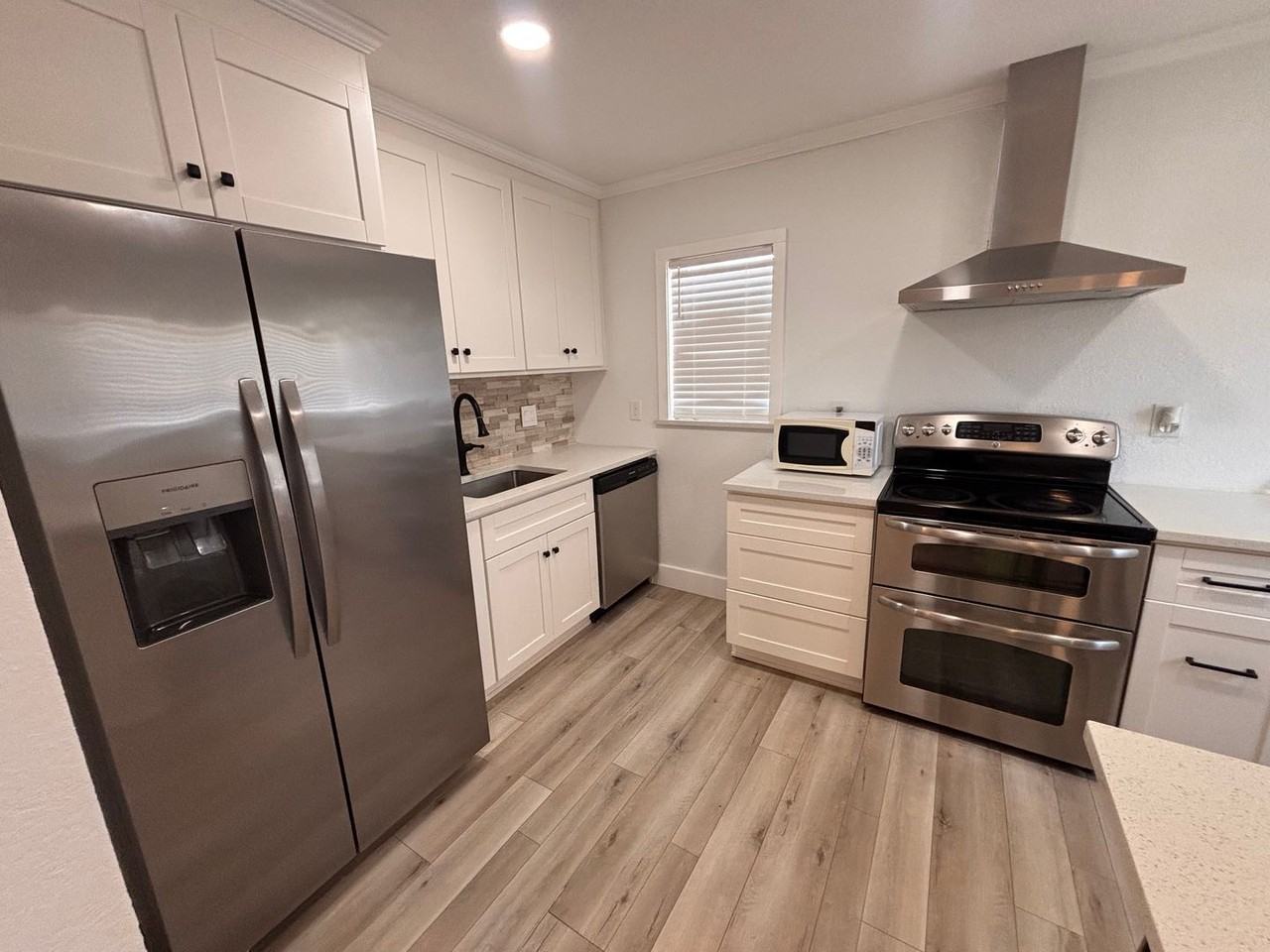 1619 2nd Ave N - Photo 5 of 22
