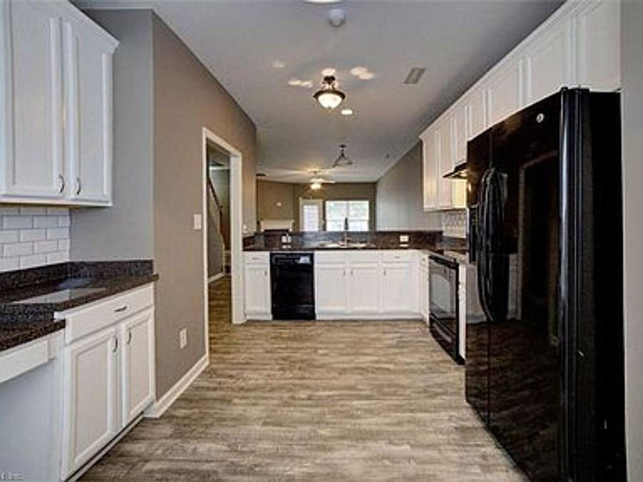 461 Revolution Ln - Photo 4 of 22