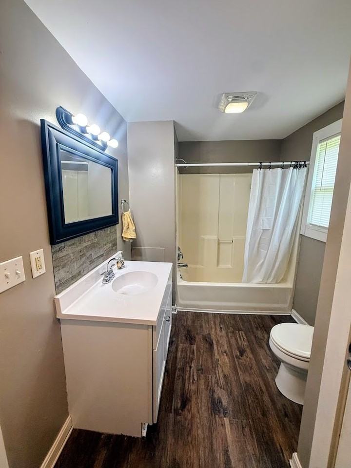 116 Maple Ave Se - Photo 7 of 12