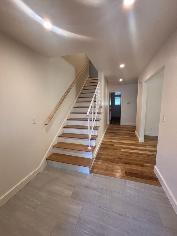 2227 Gainsborough Ave - Photo 2 of 13