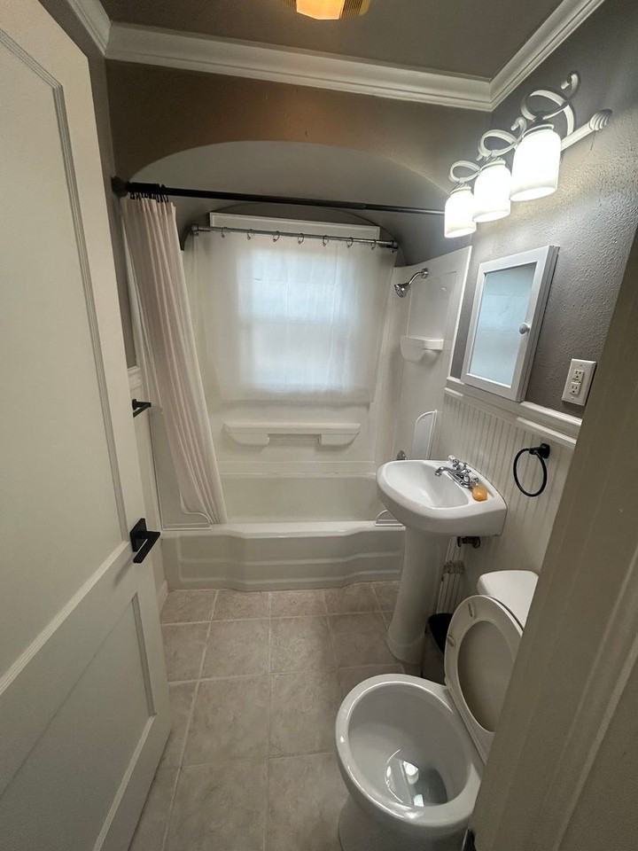 2048 Quiet Ln - Photo 6 of 12