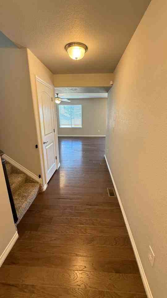 10934 Rowley Dr - Photo 7 of 24
