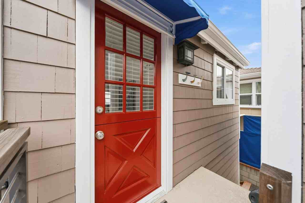 221 Pearl Ave - Photo 6 of 14