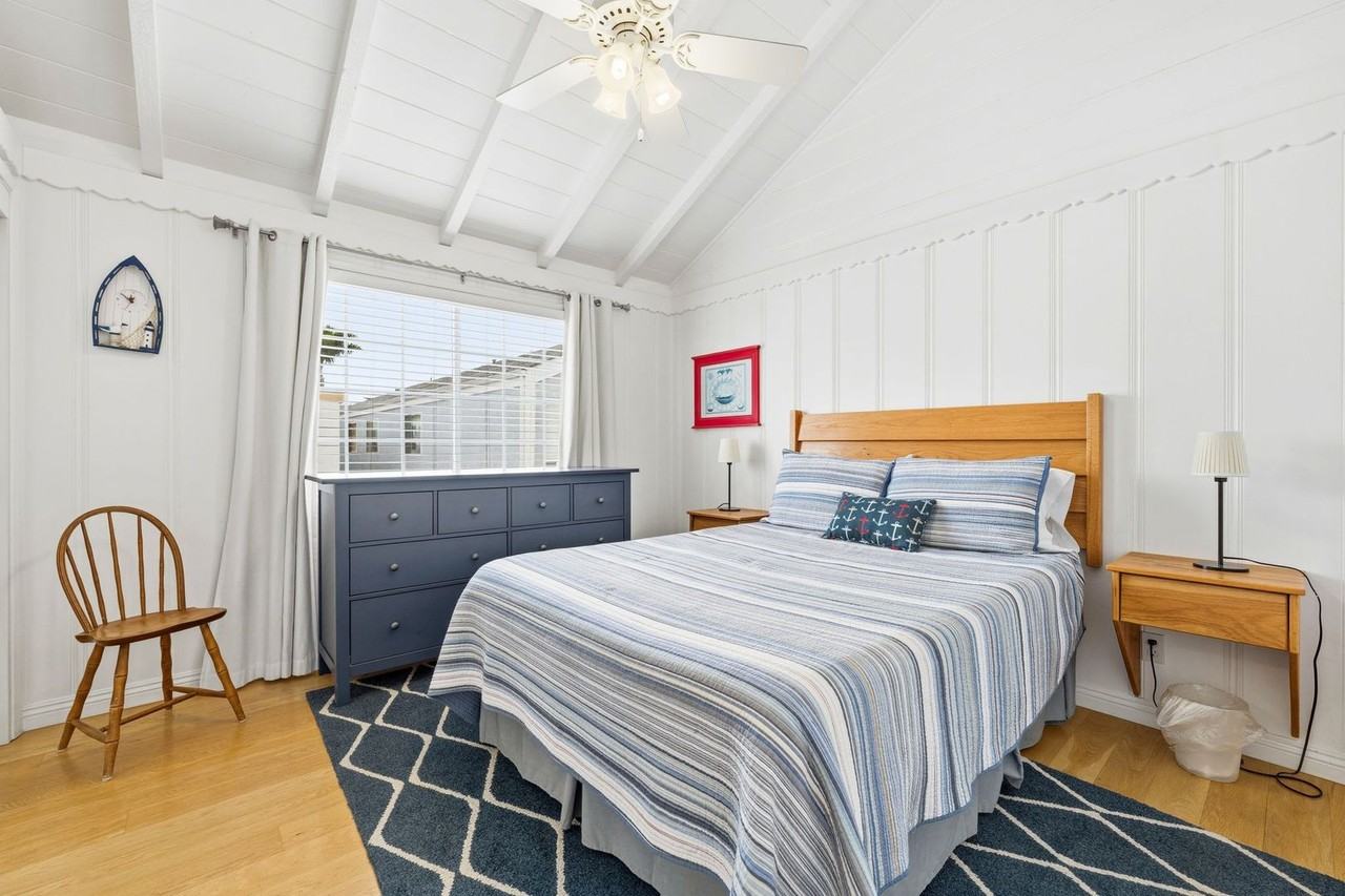 221 Pearl Ave - Photo 7 of 14