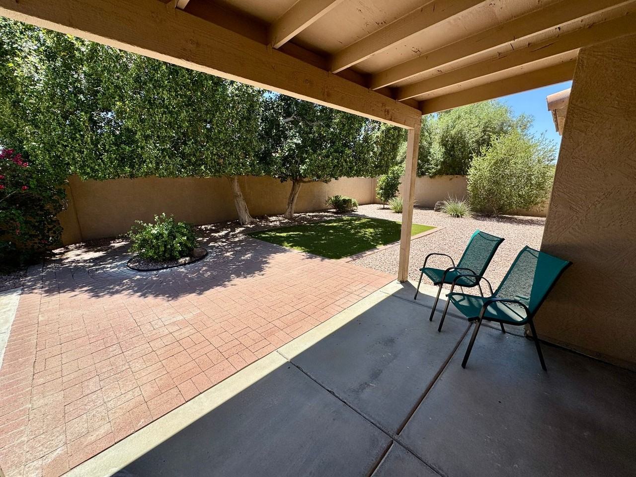 5209 W Taro Ln - Photo 4 of 50