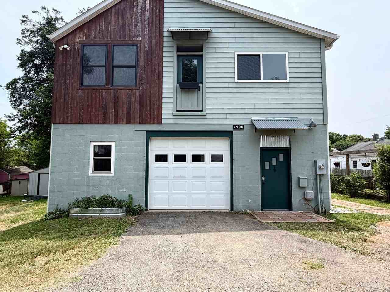 1500 Meridian St - Photo 2 of 50