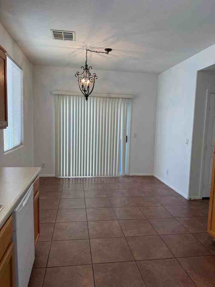 1260 Oak Village Ave - Photo 5 of 16