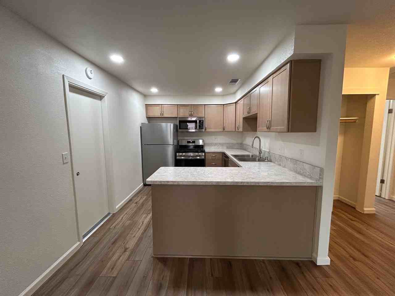 857 Netters Cir - Photo 4 of 13