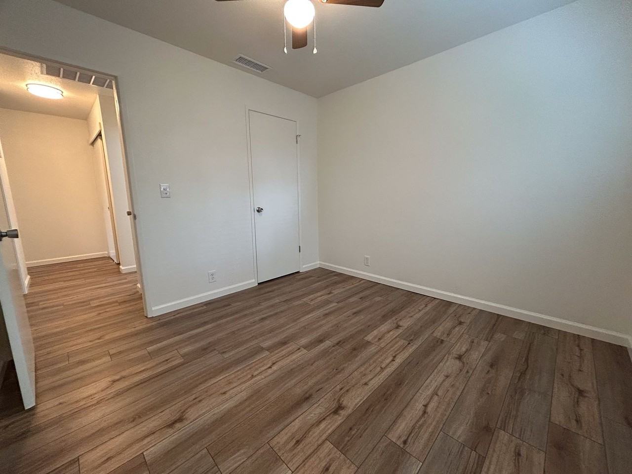 857 Netters Cir - Photo 6 of 13