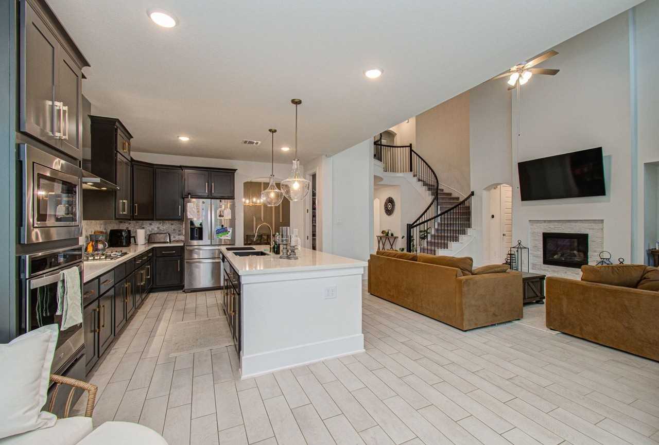 4211 Limestone Ter - Photo 5 of 19