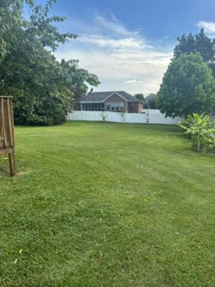815 Westridge Cir - Photo 3 of 39