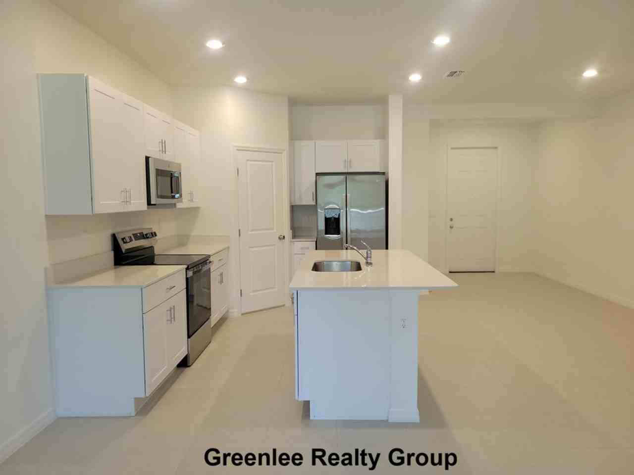 3328 Lapis Lake Dr - Photo 4 of 27