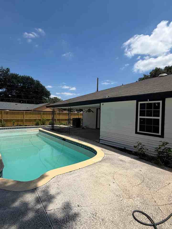 1317 Tobola St - Photo 6 of 8