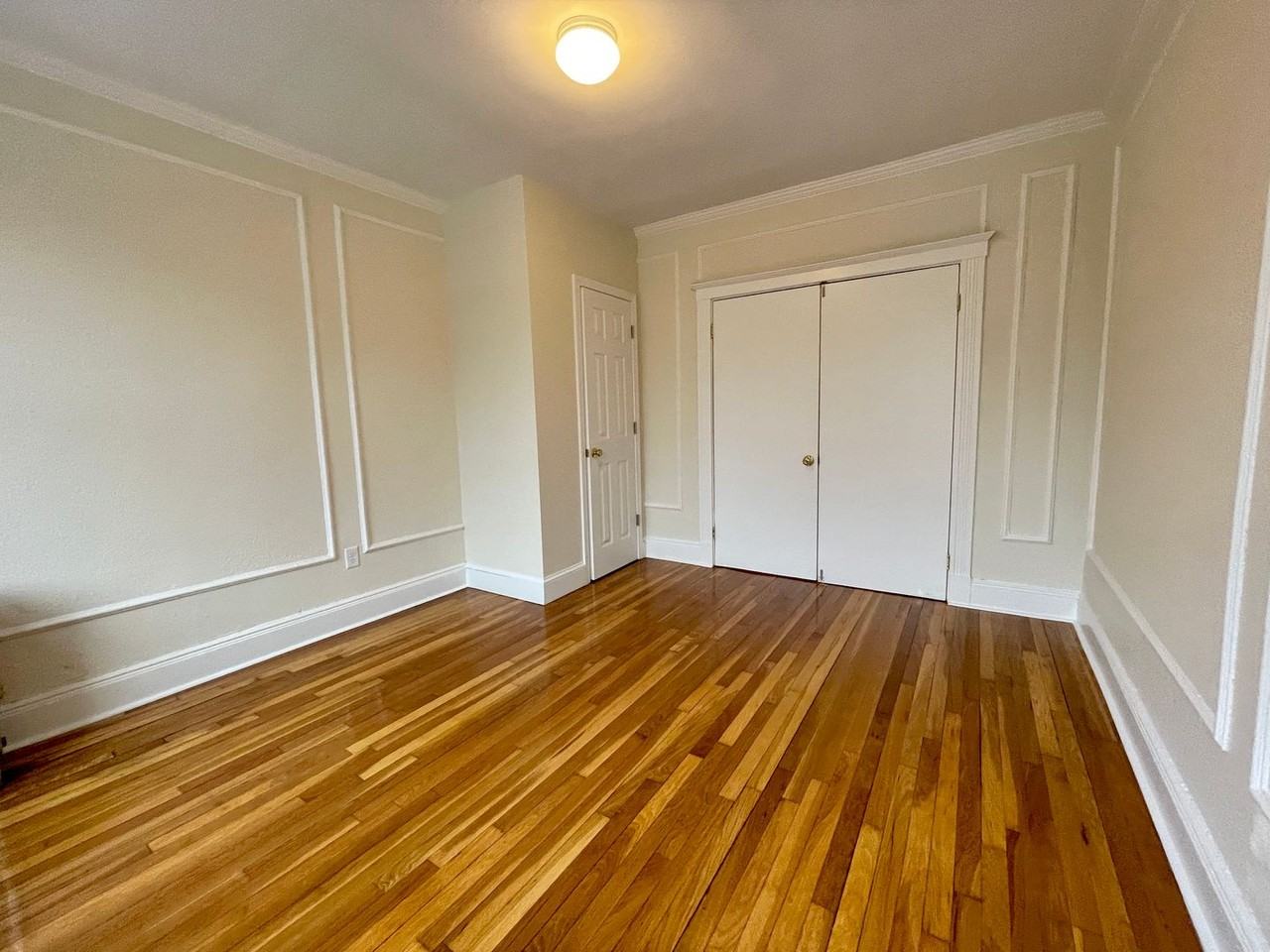 16 Vinal St - Photo 4 of 10