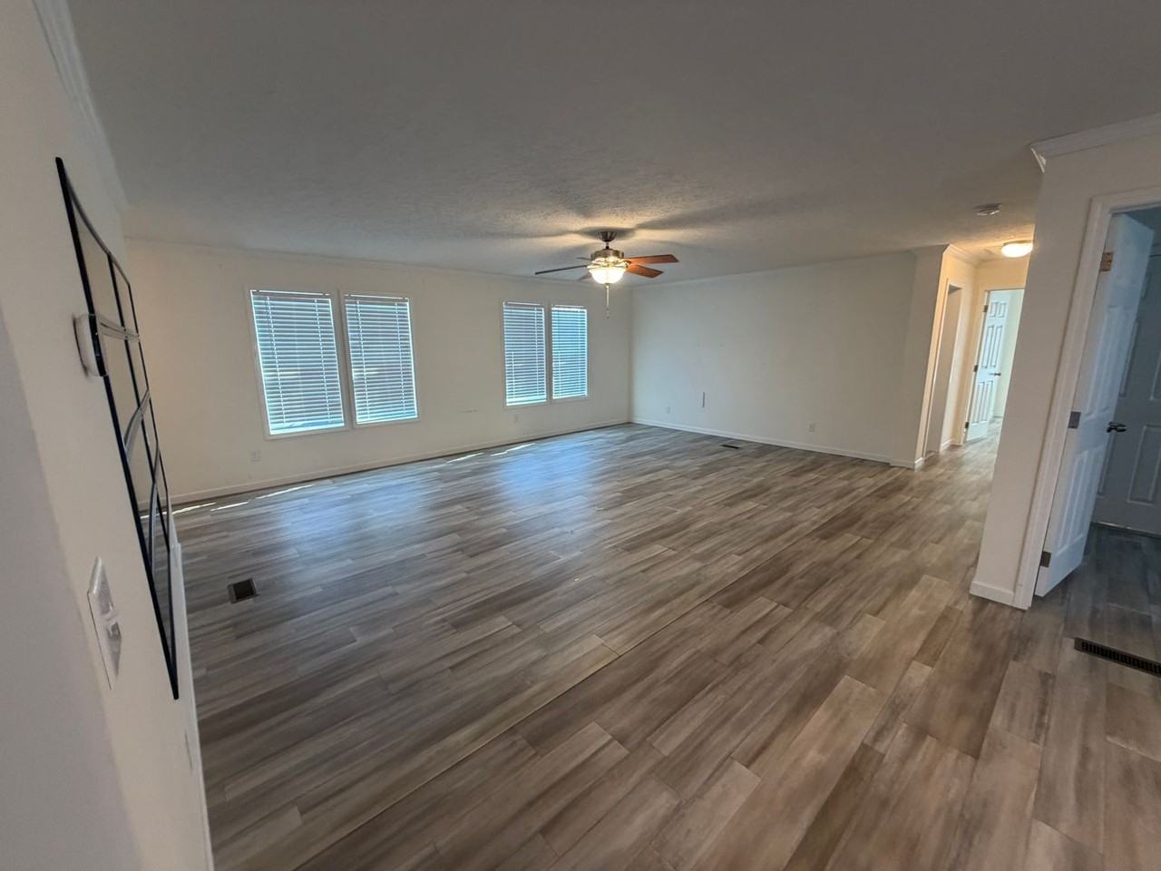 2158 Meadow Ridge Ln - Photo 3 of 25