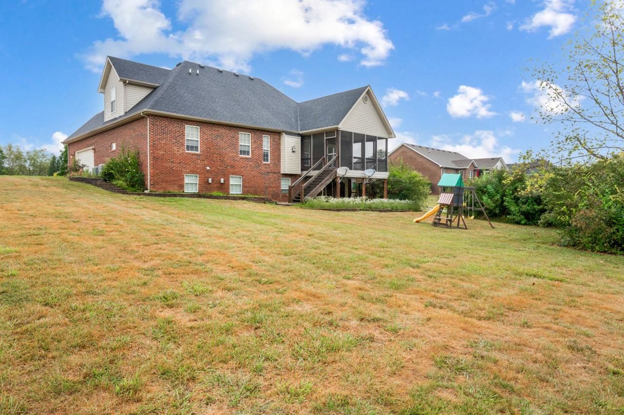 107 Deerfield Hills Rd - Photo 6 of 37