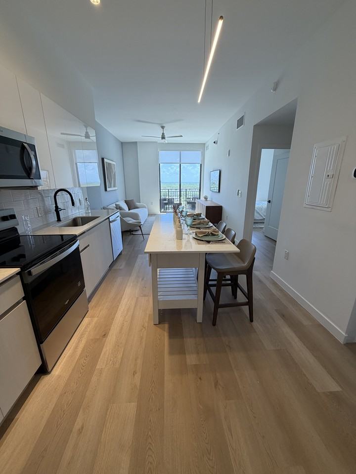 213 Southwest 2nd Avenue #A