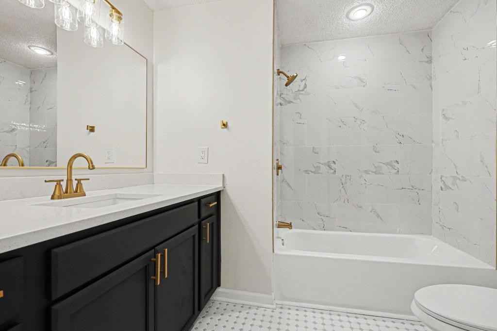 3709 Ne Grant St - Photo 6 of 19