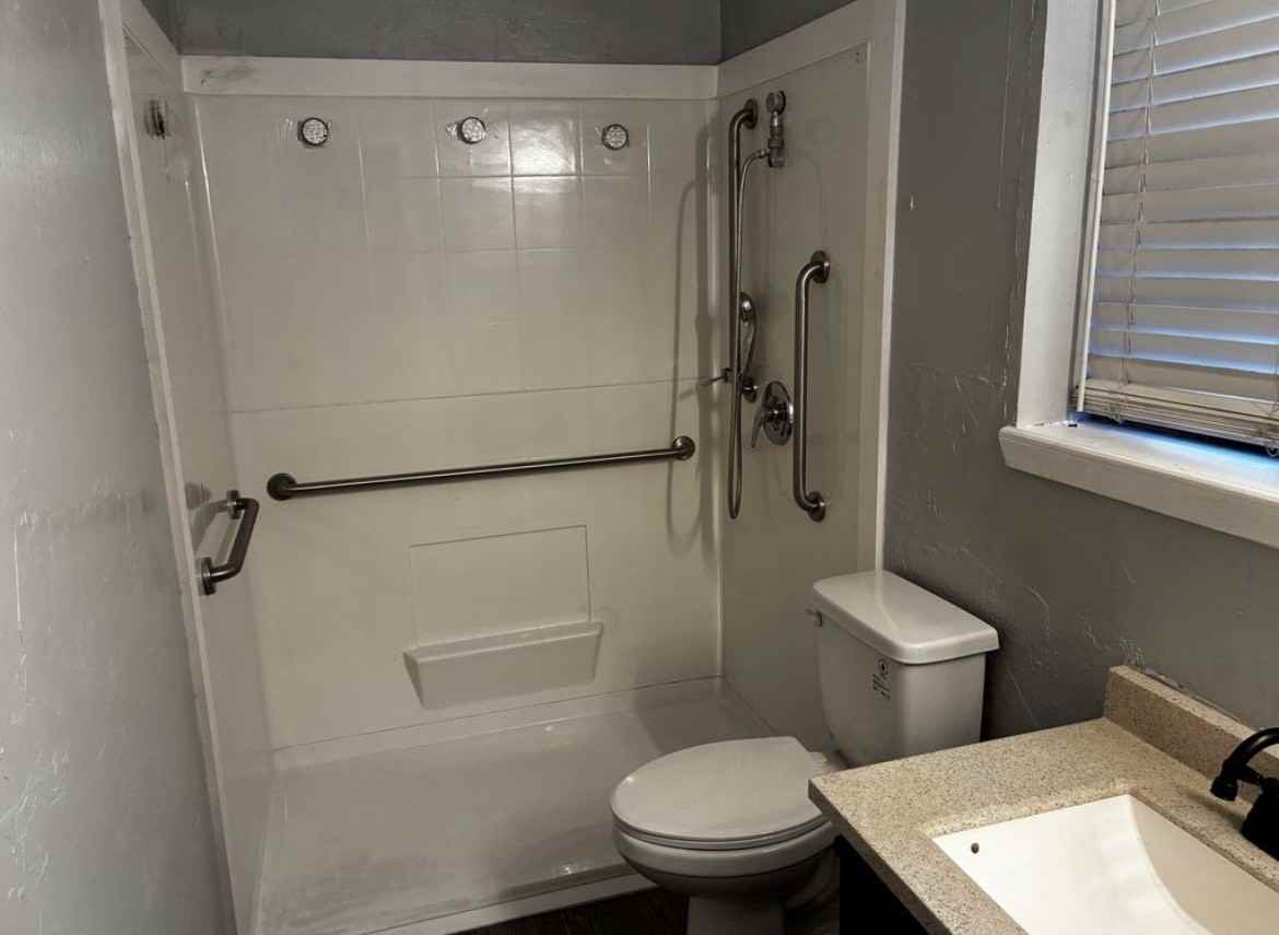 5212 Brookwood Dr - Photo 5 of 6