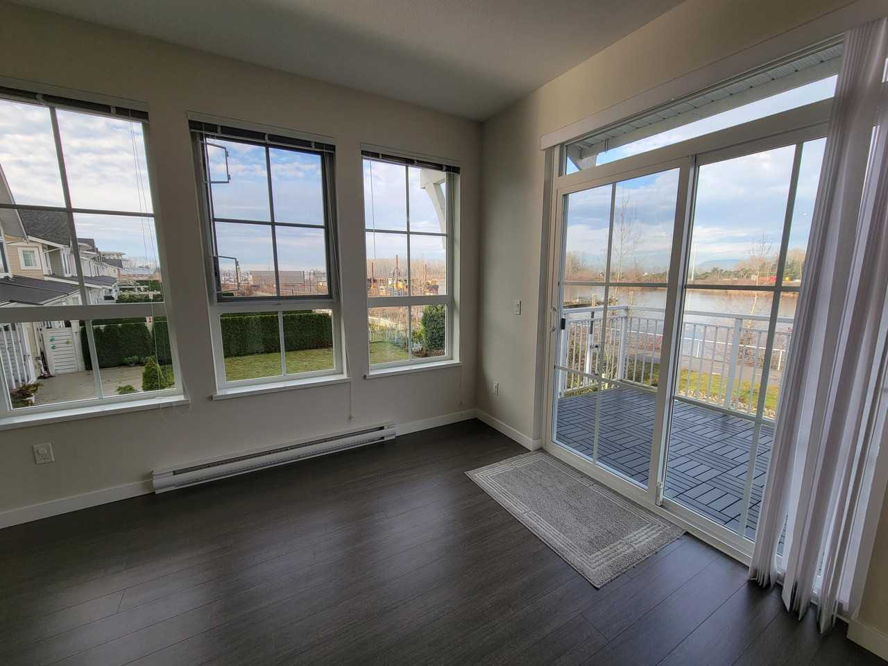5551 Admiral Way - Photo 3 of 25