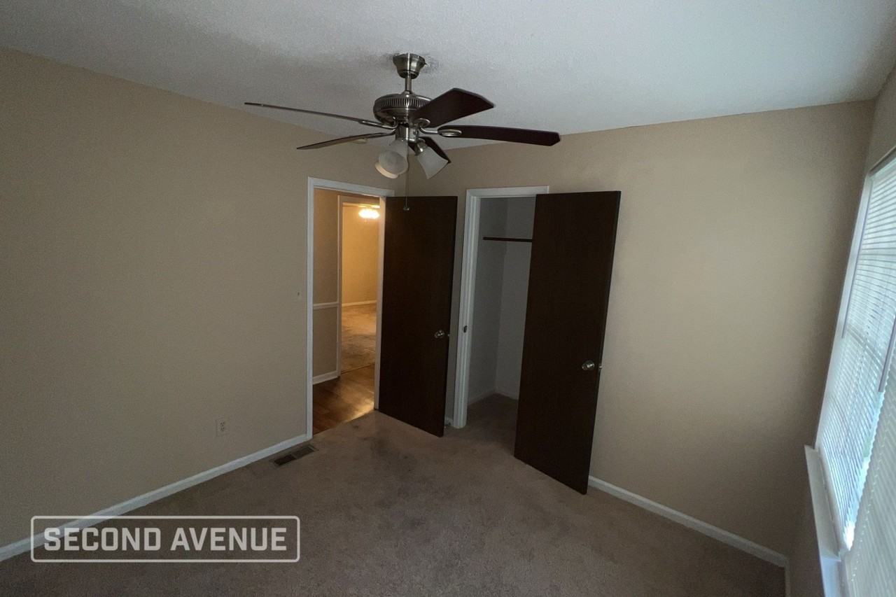 5421 Faucett Rd - Photo 6 of 15