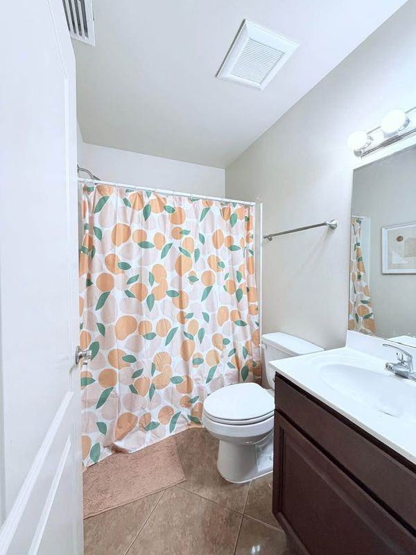 4565 Osborne Ave - Photo 5 of 9