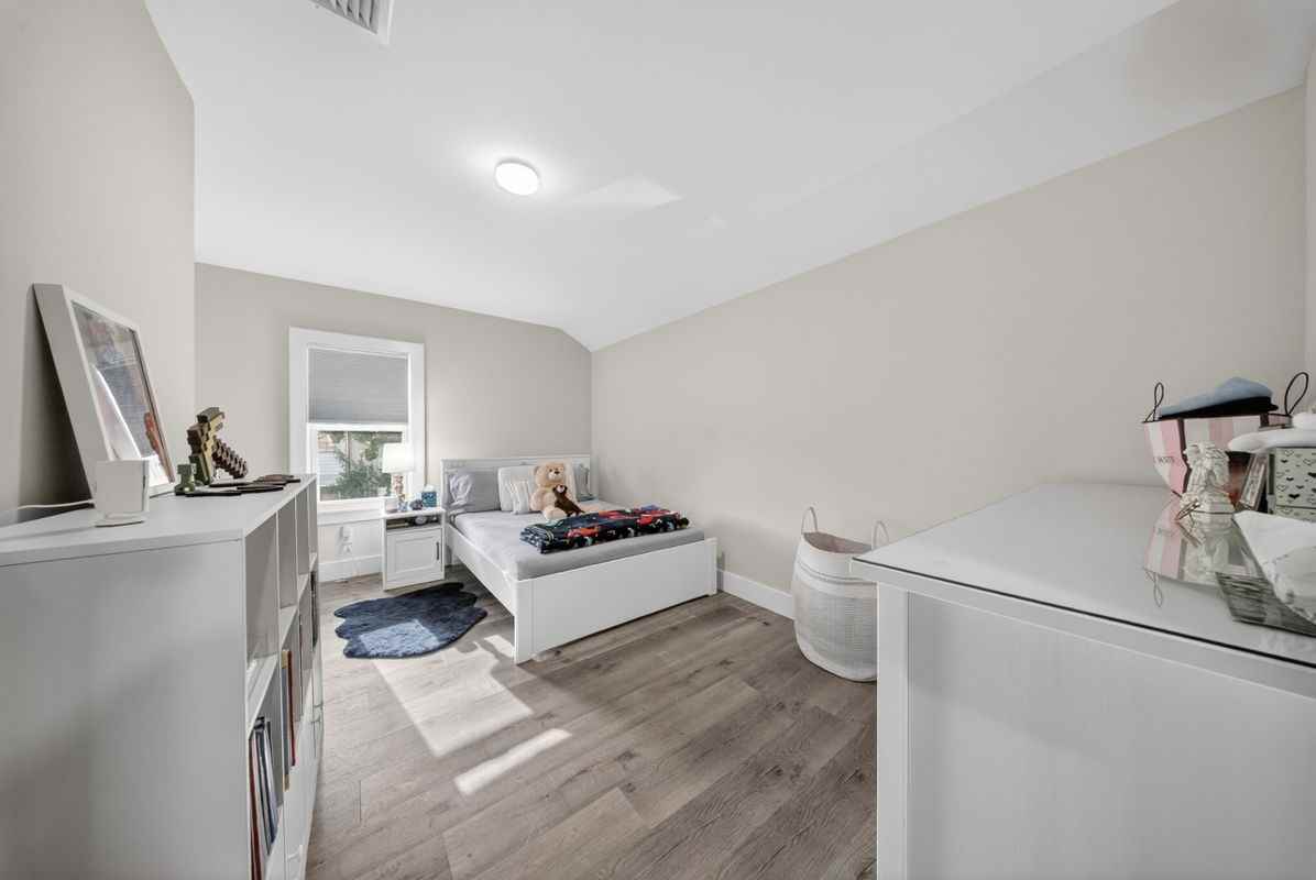 3 Hickey St - Photo 6 of 36