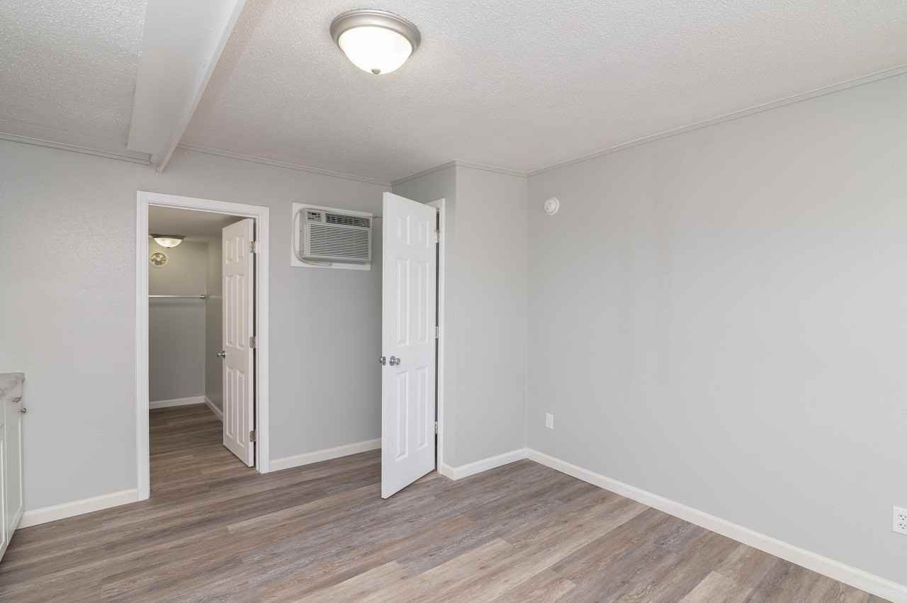 1518 E Mccarty St #9 - Photo 4 of 6