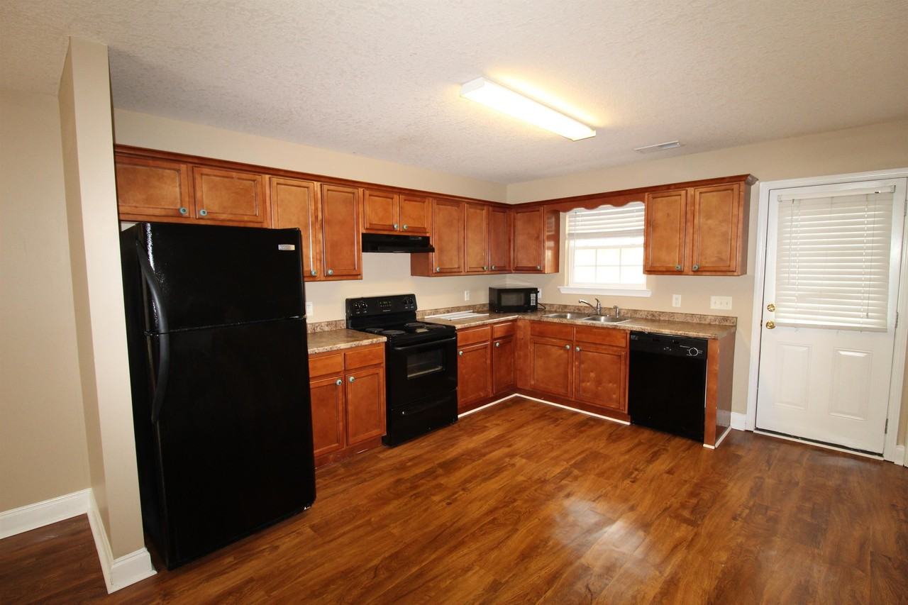 1479 Crossway Cottages Ln #B - Photo 7 of 21