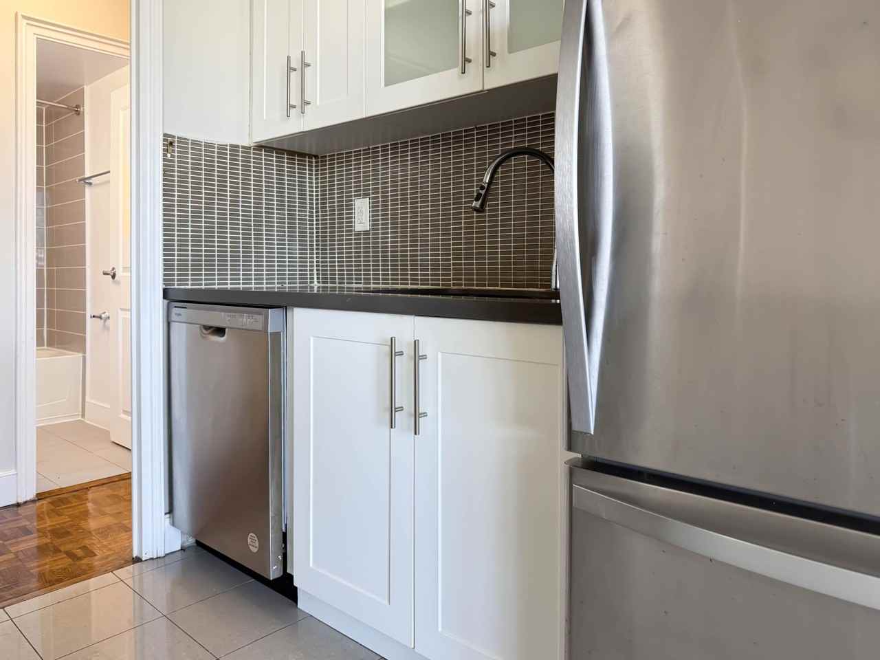 80 Wellesley Street, East - Photo 5 of 14