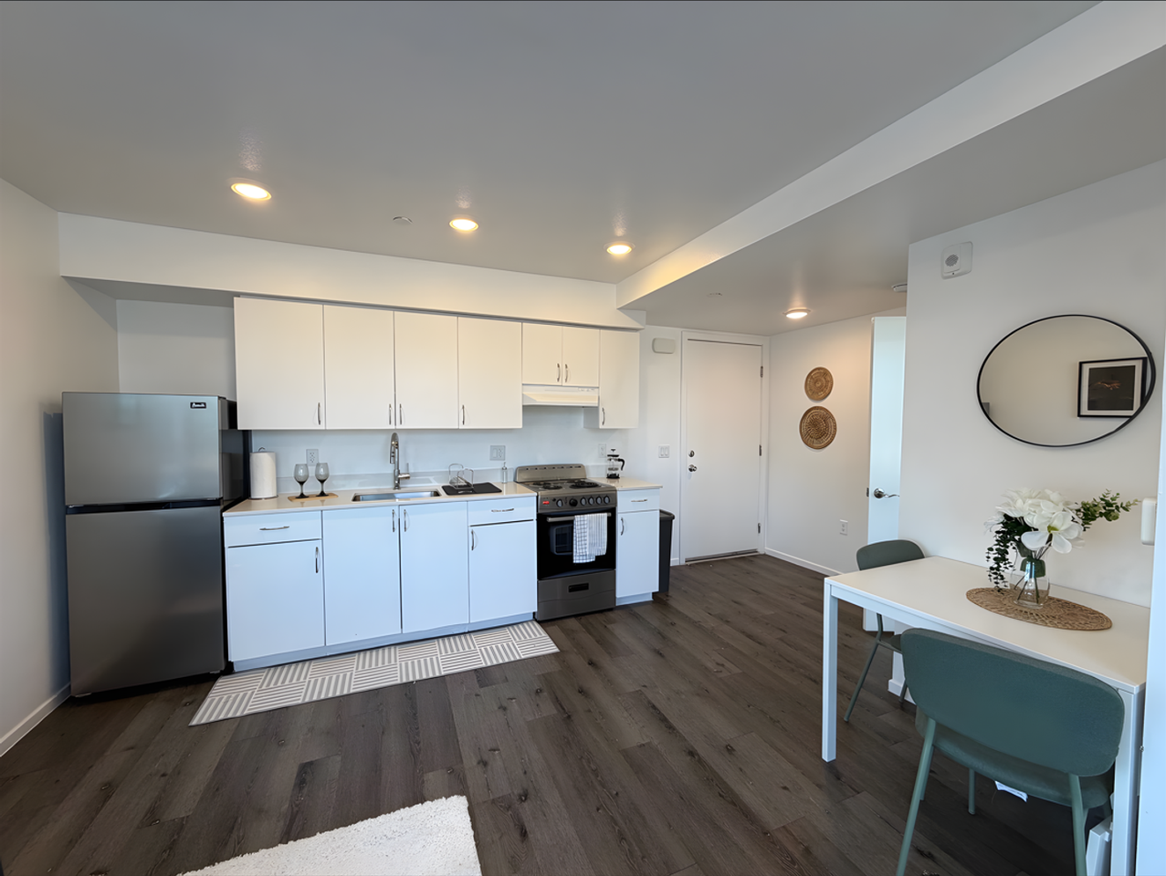 4238 S. Western Ave. - Photo 3 of 6