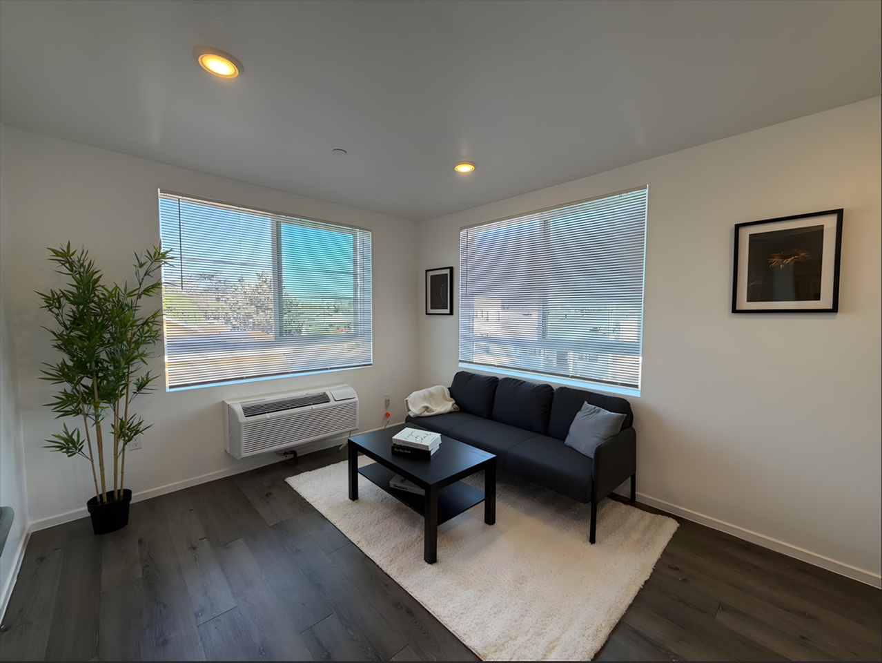 4238 S. Western Ave. - Photo 4 of 6