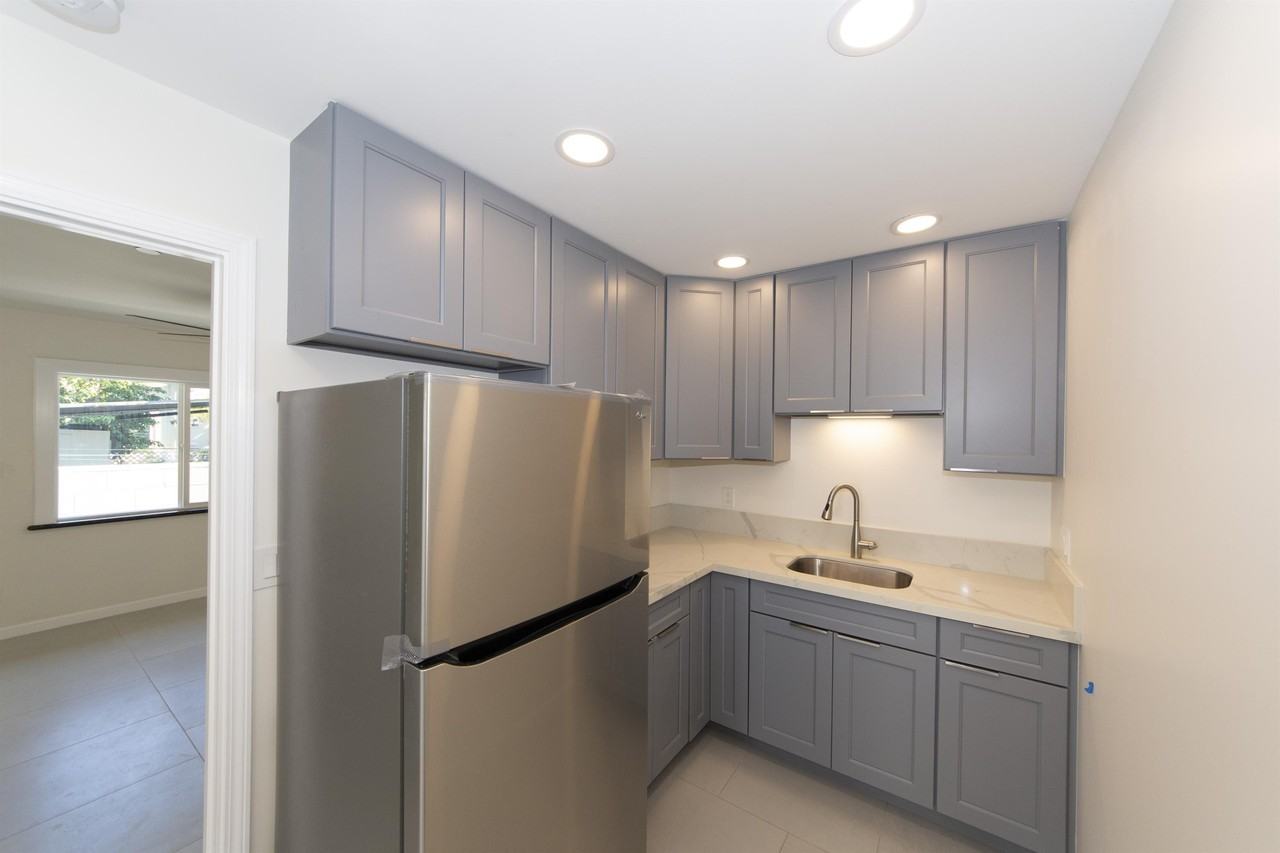 1068 Kinau St #A3 - Photo 6 of 10