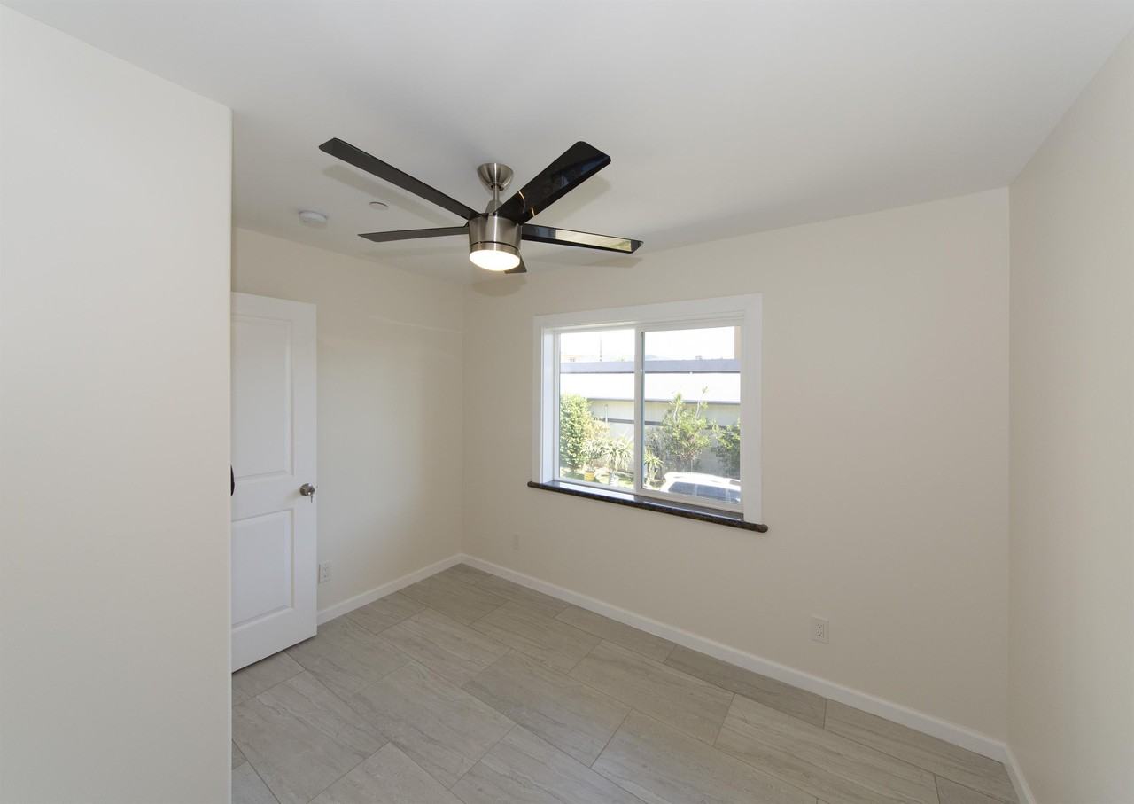 1068 Kinau St #A3 - Photo 3 of 10
