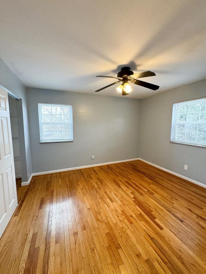 2705 Laclede Station Rd #A - Photo 6 of 15