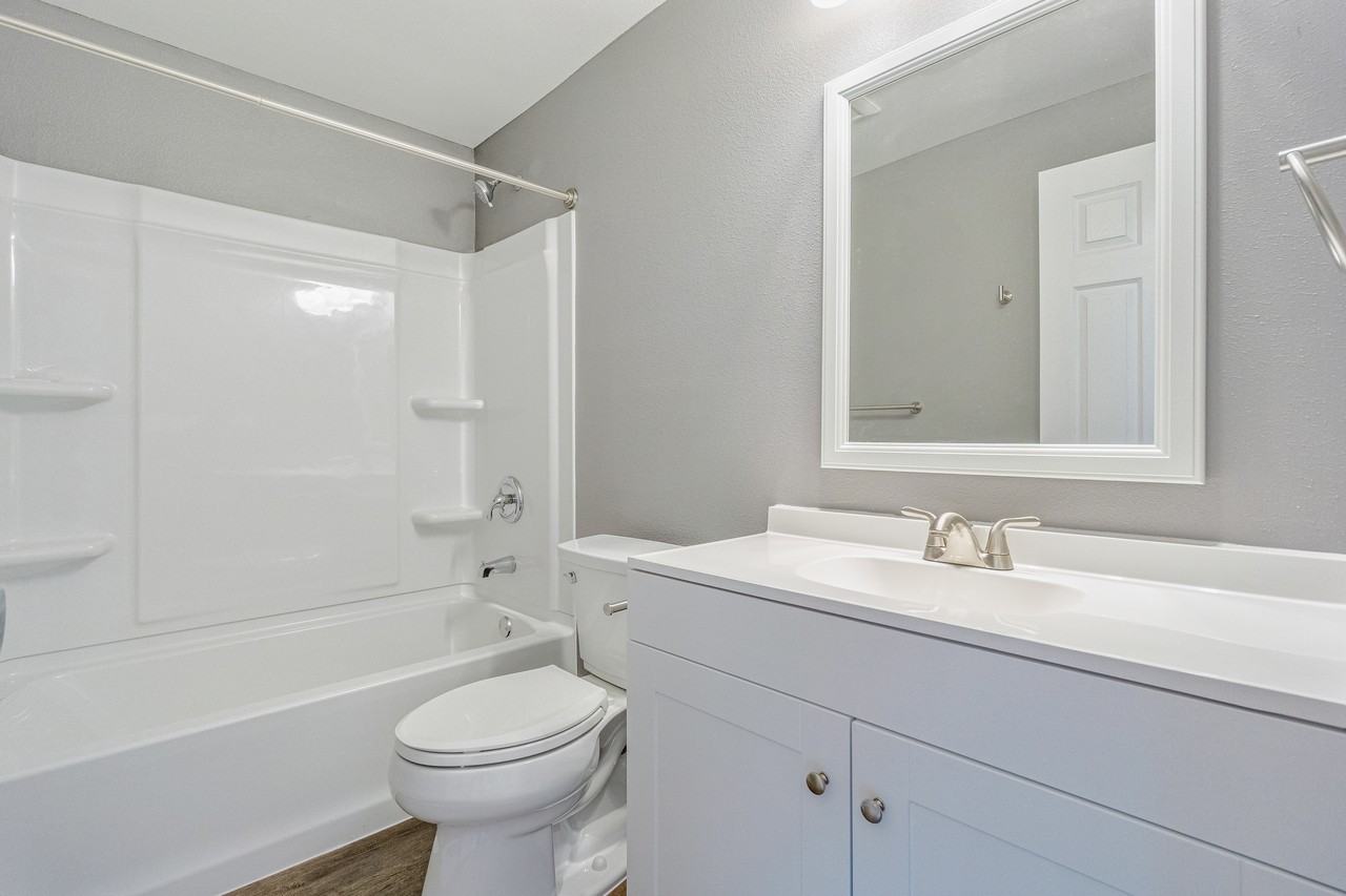 4028 S Lawrence St #H - Photo 2 of 16