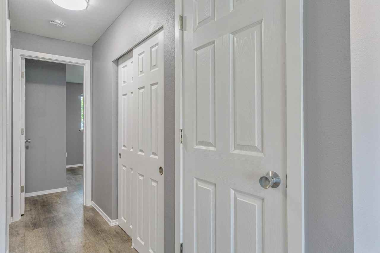 4028 S Lawrence St #H - Photo 3 of 16