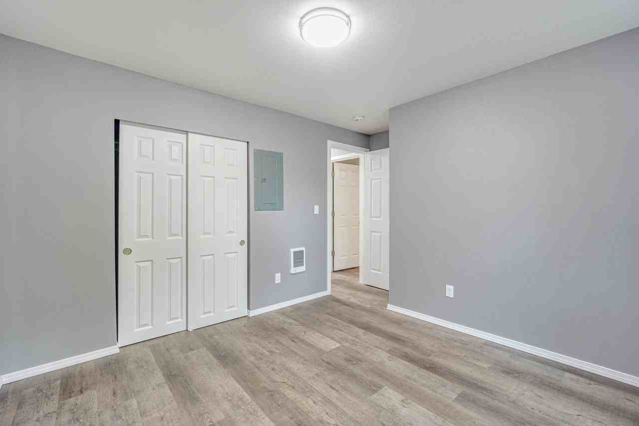 4028 S Lawrence St #H - Photo 5 of 16