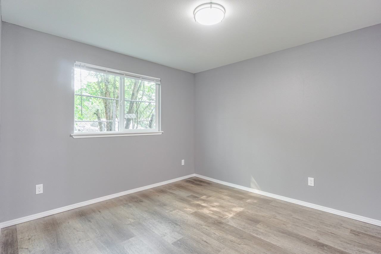 4028 S Lawrence St #H - Photo 7 of 16