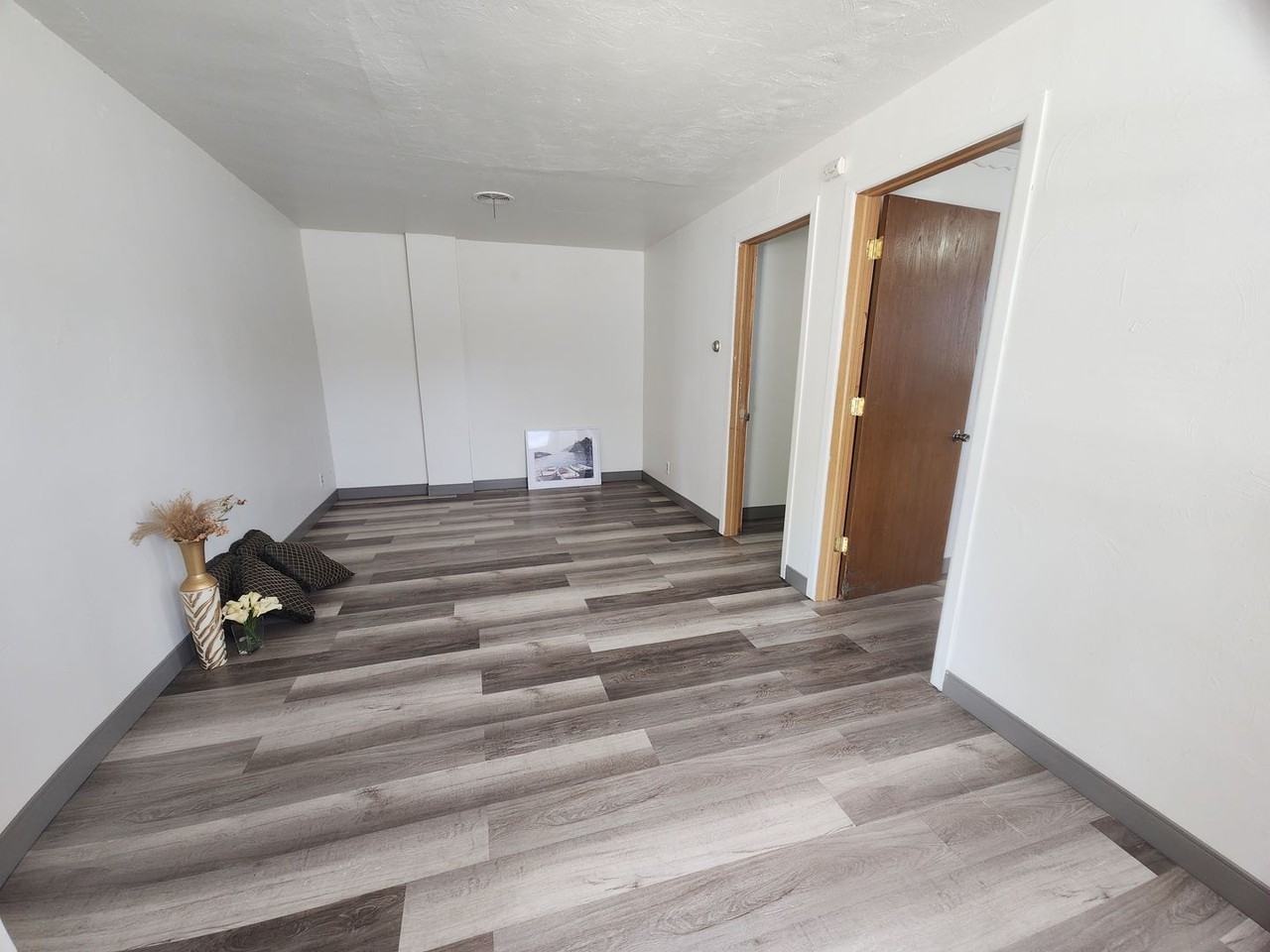 701 George St - Photo 2 of 18