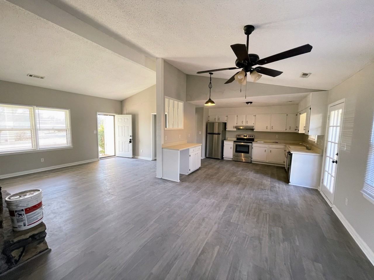 1501 Westview Dr Nw - Photo 3 of 20