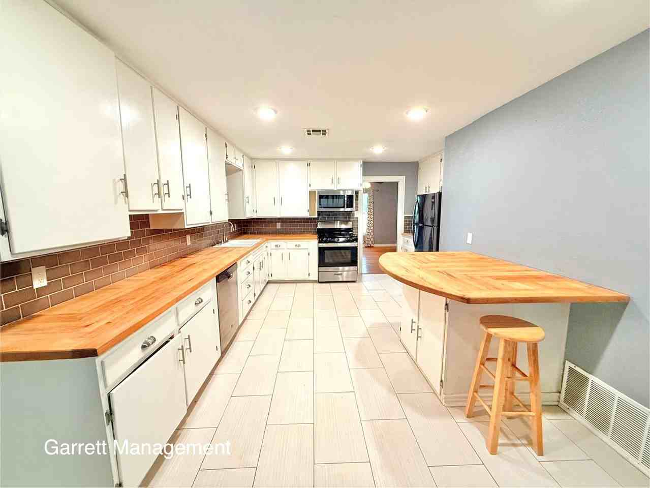 1114 Nix Rd - Photo 7 of 21