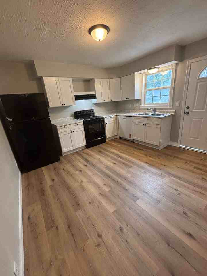 97 Timbers Way #B - Photo 2 of 14